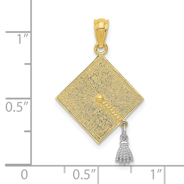 10k Two-tone 3-D Graduation Cap w/Moveable Tassel Pendant