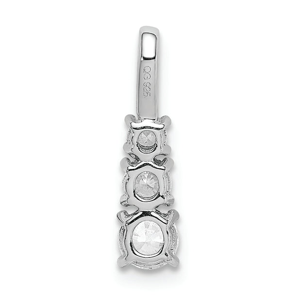 14kw Lab Grown Diamond VS/SI FGH 3-stone Pendant