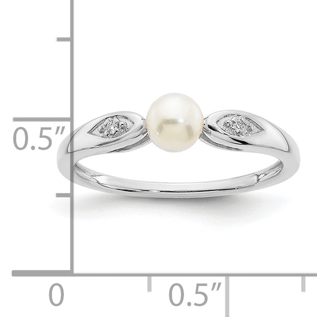 14k White Gold FW Cultured Pearl and Diamond Ring