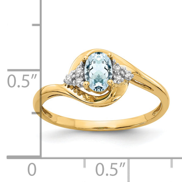14k Aquamarine and Diamond Ring